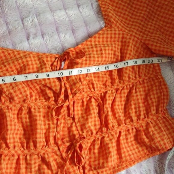 Louna Orange Gingham Print Square Off Shoulder Neckline Puffy Sleeve Tie Top L - Picture 3 of 6
